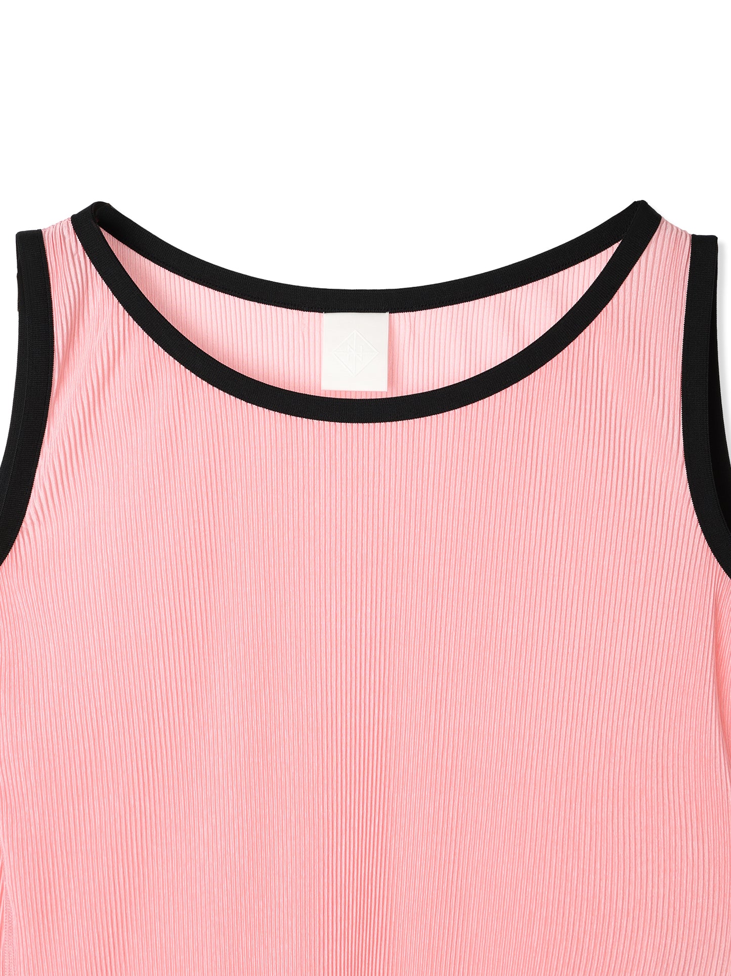 絲感百褶側開衩背心  Silky Pleats Side-Slit Tank Top