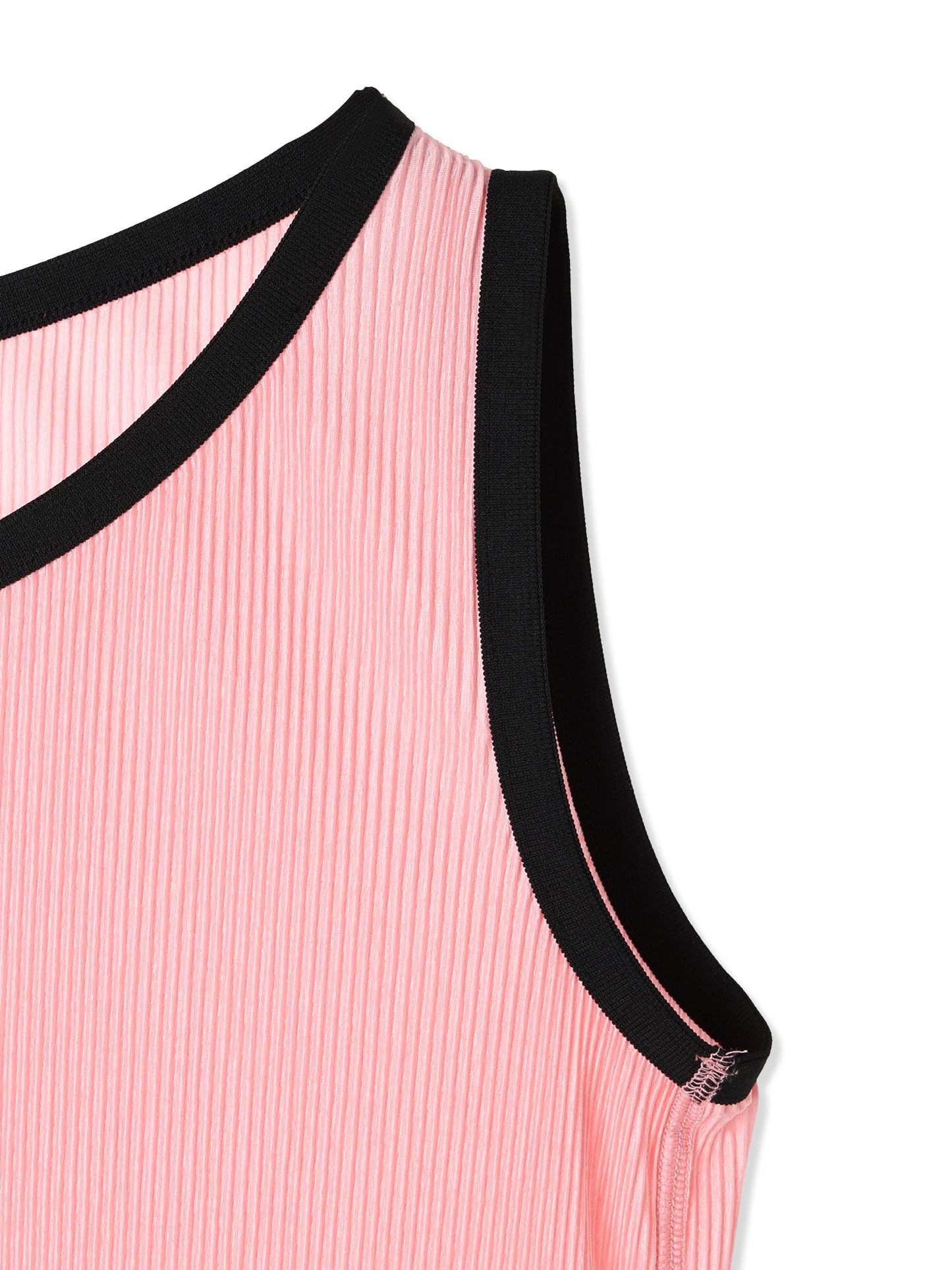 絲感百褶側開衩背心  Silky Pleats Side-Slit Tank Top